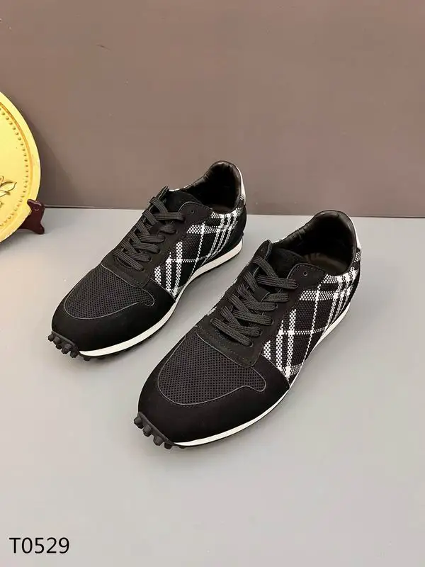 Burberry sz38-44 0357