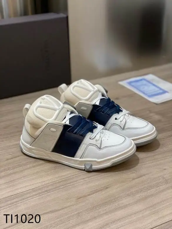 Valentino sz38-44 n0324