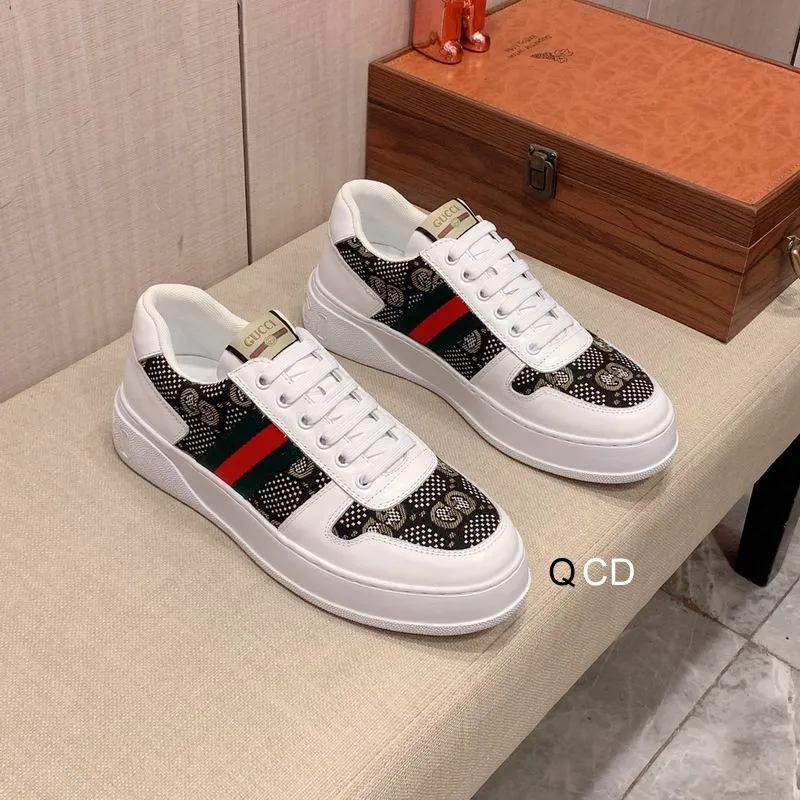 Gucci sz38-45 CD0405