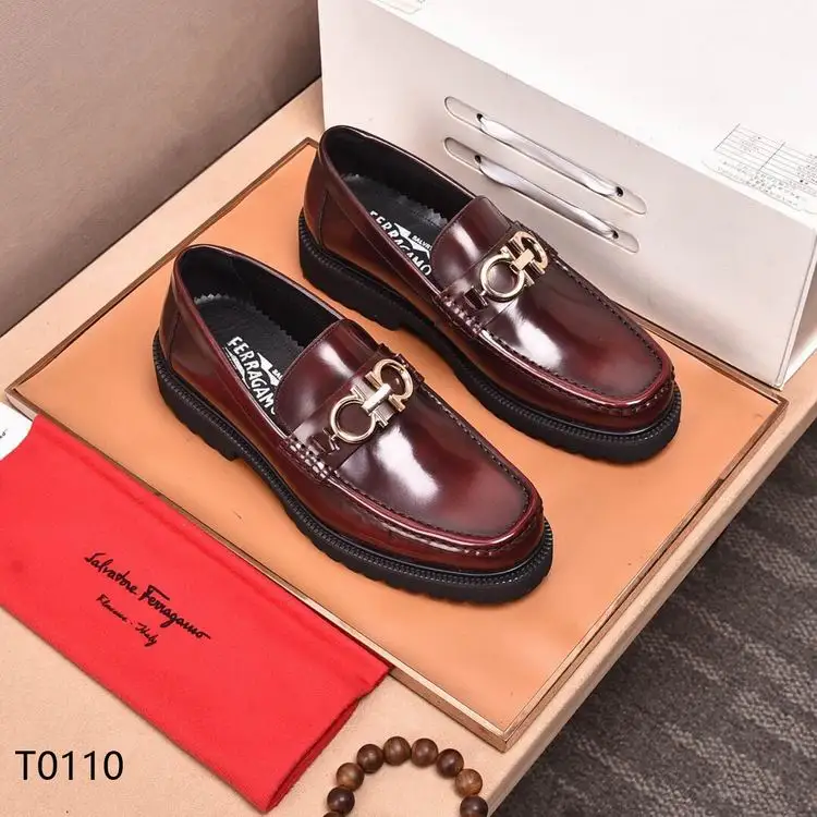 Ferragamo sz38-45 0501