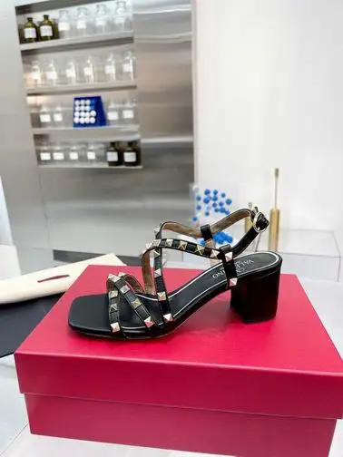 Valentino sz34-41 mnh0311