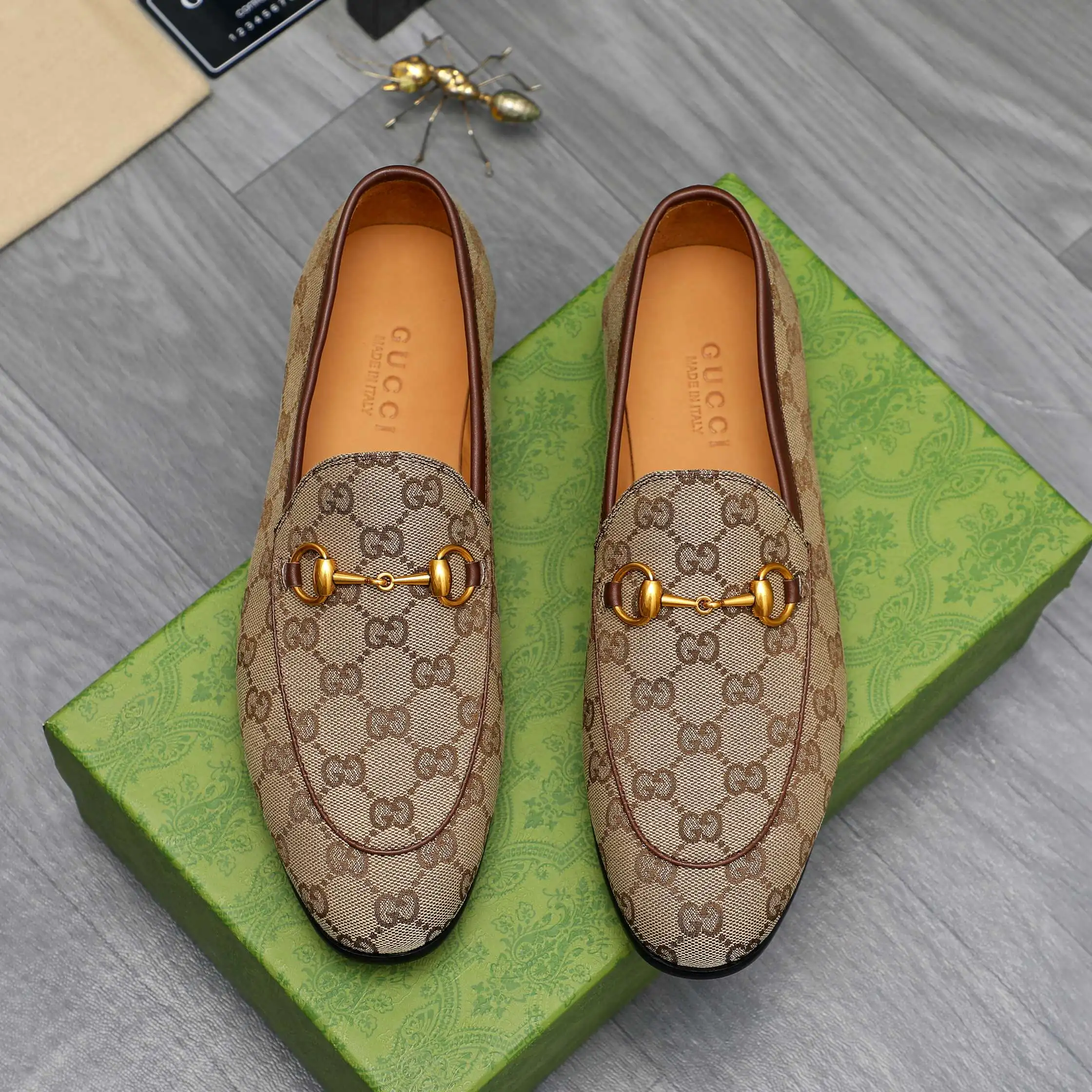 Gucci sz39-44 h0720