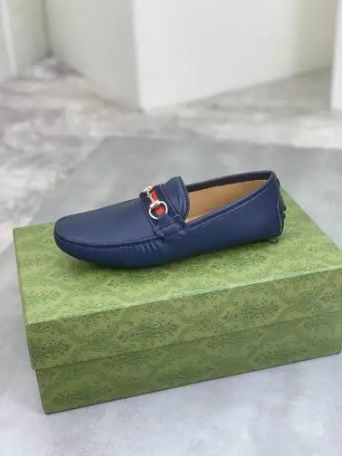 Gucci sz38-46 mnh0410