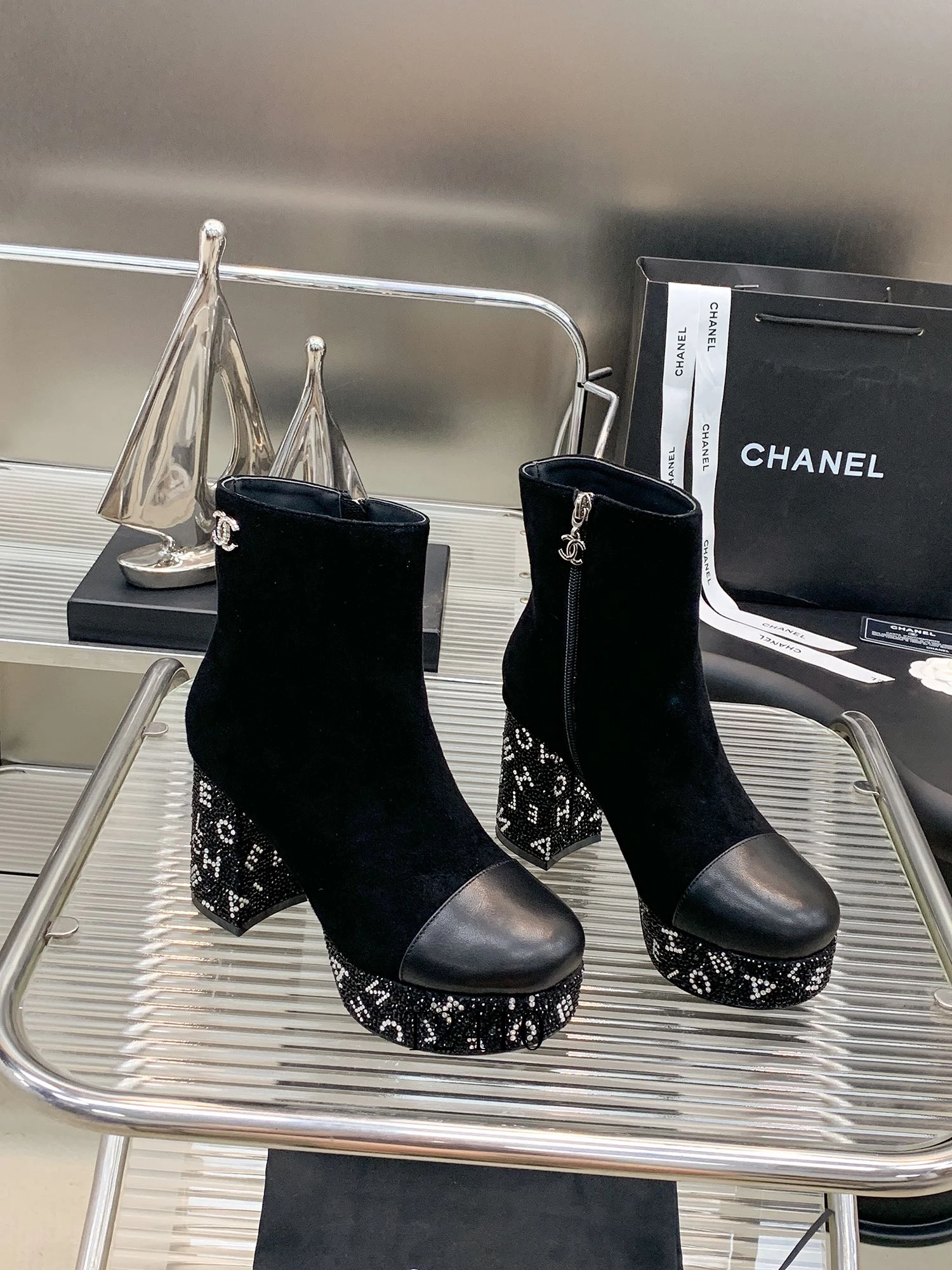 Chanel sz35-41 h1018