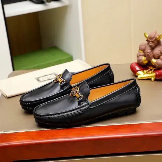 Gucci sz38-45 mnh0805