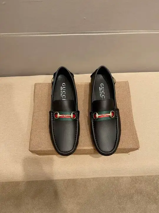 Gucci sz37-45 mnh1010