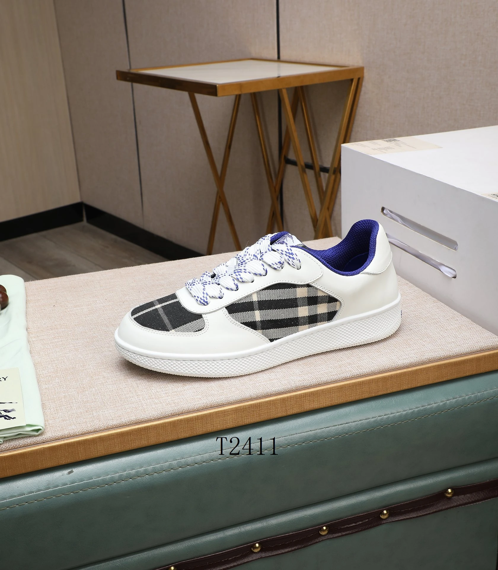 Burberry sz38-45 h1105