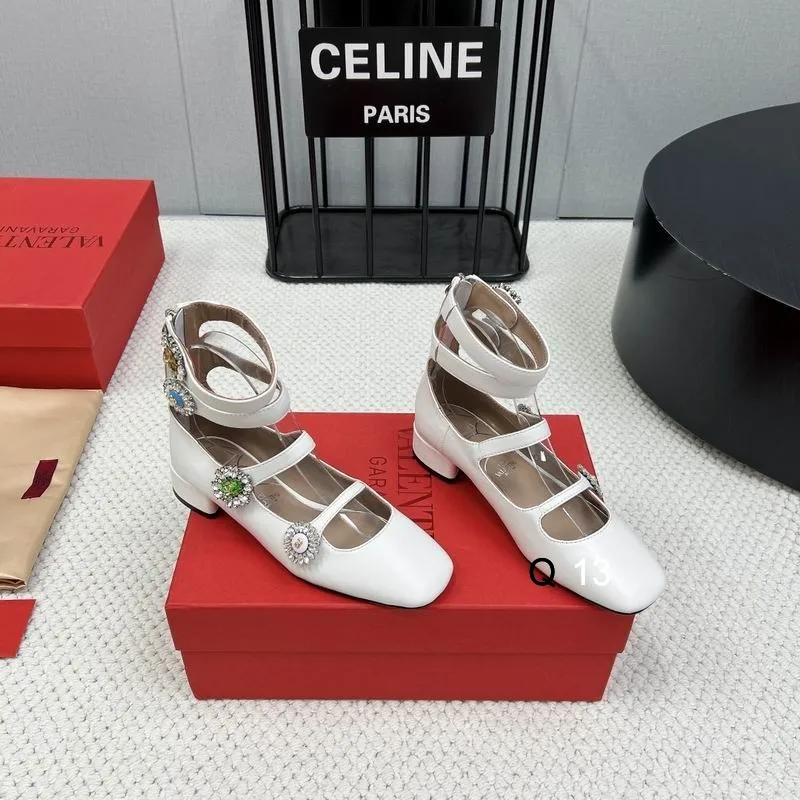 Valentino sz35-40  YM0306