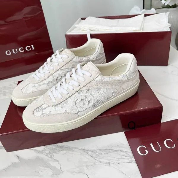 Gucci sz39-45 NW0601