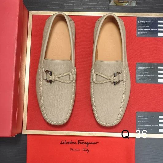 Ferragamo sz38-45 AH0807