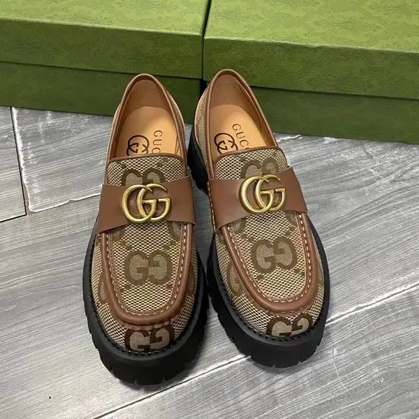 Gucci Casual shoes woman Ts