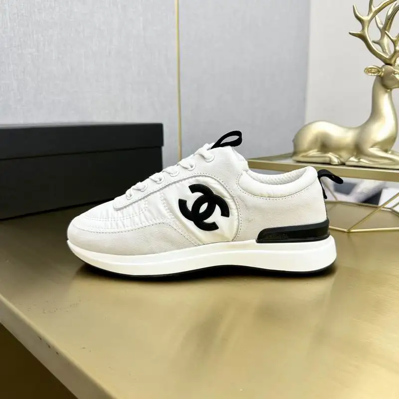 2025 Chanel Male Female Low Top Sneakers 0807