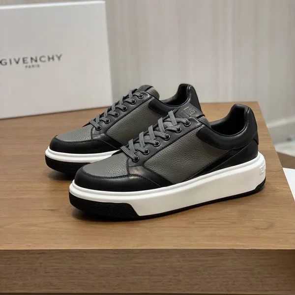 Givenchy 20251118